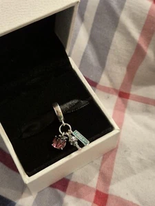 Pandora New York Apfel, Fackel und Straßenschild Triple Dangle Charm - Bild 1 von 6