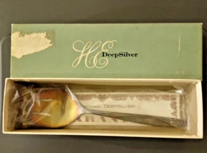 VINTAGE INTERNATIONAL ANNIVERSARY ROSE MEAT FORK SERVING SILVER FLATWARE IN BOX - Picture 1 of 7