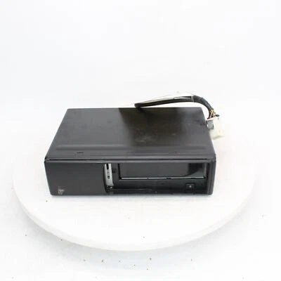 2002 Mercedes-Benz C230 радио номер детали - 638-57843 - Изображение 1 из 4