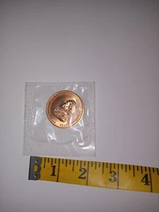 Uncirculated President Zachary Taylor Commemorative Coin Copper? - Picture 1 of 2