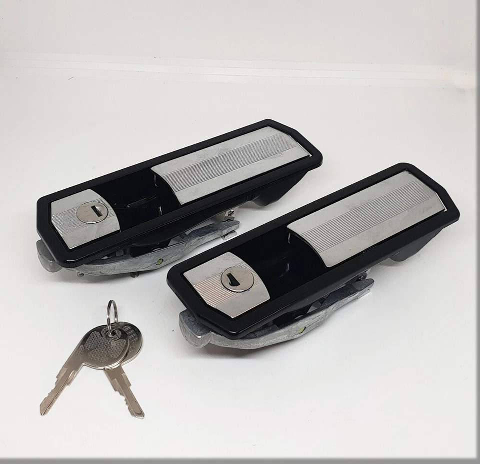 ALFA ROMEO ALFETTA GT / GTV6 - Series of door handles - Imagem 1 de 1