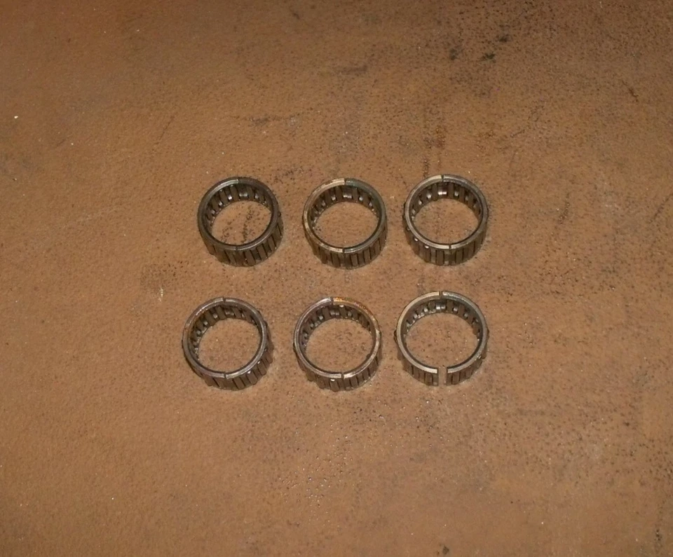 Evinrude 300 HP 2 Stroke Piston Bearing Assembly PN 5007982 Fits 2014-2022 - Image 1 of 3