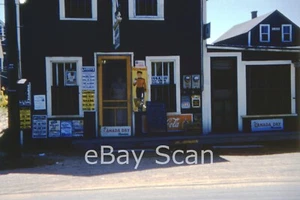 Diapositiva 35 mm Norman's Beach Store Moody Wells Maine Coca Cola Canadá Seco Carteles Anuncios - Imagen 1 de 4