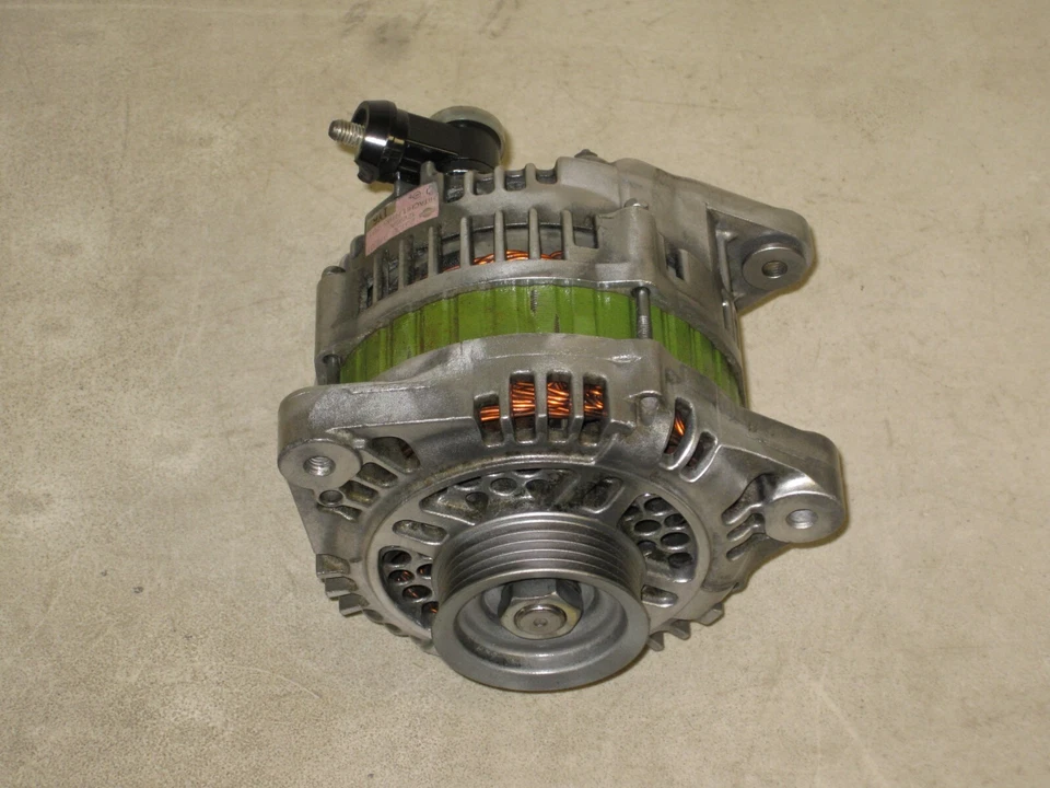 Nissan Máxima SE 1992 1993 1994 doble cámara alternador generador VE30DE fabricante original de fábrica Foto 1 de 1