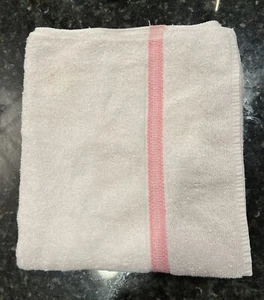 Toalla de baño de colección blanco rosa adorno St Marys EE. UU. Terrycloth Fieldcrest Cottagecore - Imagen 1 de 9
