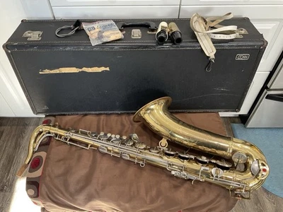 Saxofón Tenor Conn 10M Naked Lady -1954 Hecho en EE. UU.- Foto 1 de 4