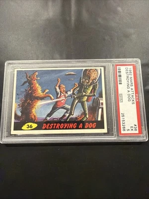 Mars Attacks Destroying A Dog 1962 #36 PSA 5 EX Foto 1 de 2