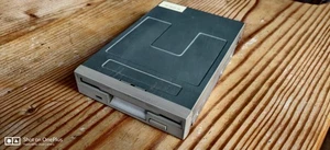 Sony MP-F17W-17 LECTEUR DE DISQUETTE 3,5 POUCES 1,44 Mo - Zdjęcie 1 z 2