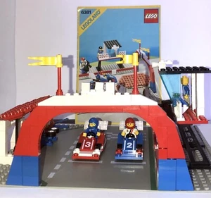 LEGO 6381 Legoland Motor speedway  from 1987 Motor - Pre Owned - Picture 1 of 18