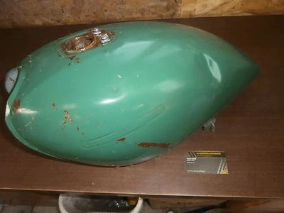 81 82 83 Kawasaki KZ440 KZ 440 G Tanque de combustible Válvula Petcock Personalizada Asm - Oxidado  Foto 1 de 4