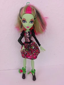 Monster High Puppe Venus McFlytrap Gloom and Bloom © Mattel 2008 - Bild 1 von 19