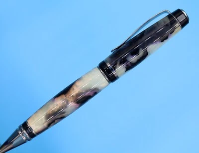 Шариковая ручка для сигар Artisan из черного титана и перламутра No147 - Изображение 1 из 4