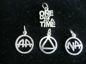 SOBRIETY PROGRAM CHARMS:  CHOOSE FROM 4: ONE DAY AT A TIME, AA, PLAIN AND NA - Picture 1 of 10