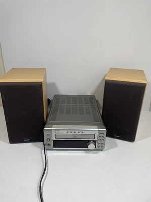 Denon RCD-M39DAB HiFi Compact Tuner, CD and USB player and Amplifier - Image 1 of 4