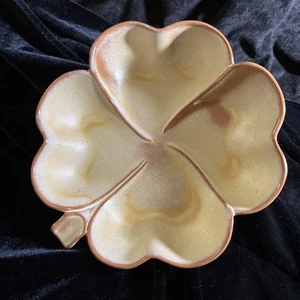 Gold Frankoma 223 Pottery Four Leaf Clover Dish 6.5” Vintage - Picture 1 of 5