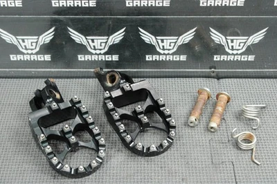 2007 HONDA CRF250R AFTERMARKET BILLET FOOT PEGS PEDALS FRAME STAND FOOTPEG PEDAL - Image 1 of 4