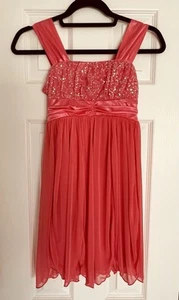 Cocktailkleid Pailletten Herzen Mädchen ärmellos lachsrosa Gr. 7 - Bild 1 von 10