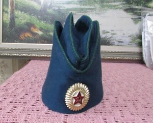 CAPPELLO FORAGGIO UNIFORME SOVIETICA di UFFICIALE GUARDIA DI FRONTIERA di SEASHORE taglia 57 - Foto 1 di 4