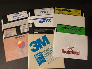 EPYX PRINTSHOP SKYFOX MICROPROSE 5.25" APPLE 6 DISCOS Y TIPOS LOTE DE 6 UOS - Imagen 1 de 3