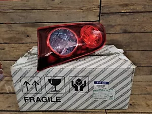 Luz trasera derecha FIAT CROMA MAGNETI MARELLI 51727251 - Imagen 1 de 5