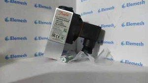 Danfoss Pressure Switch MBC 5100 - 061B100866 Block-type + 1 to 10 Bar2431-1CB04 - Picture 1 of 1