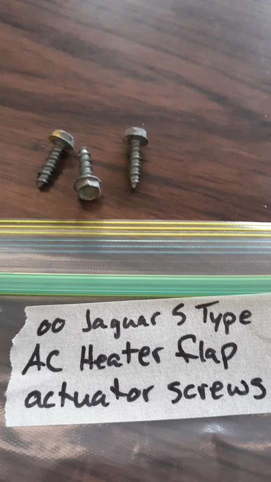 JAGUAR TIPO S 2000-2002 AC CALENTADOR EVAPORADOR SOLAPA ACTUADOR CONECTOR TORNILLOS Foto 1 de 1