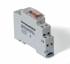 INTERRUTTORE ORARIO MECCANICO GIORNALIERO IP20 1 DIN TECNOSWITCH COD OR101DI - Foto 1 di 1