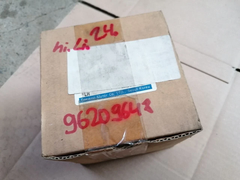 Daewoo 96209648 - Türschloss hinten Links NEU OVP Original Lagerware Espero 0000 - Immagine 1 di 3