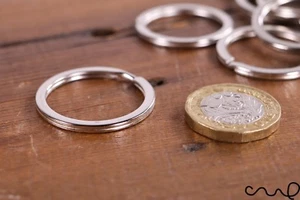 50x30mm Flache Splitringe Runde Sprungringe Schlüsselring Verbindungsring Starkes Metall - Bild 1 von 5