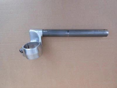 Honda CBR 1100 XX 1997 Blackbird - manillar derecho/clip Foto 1 de 4