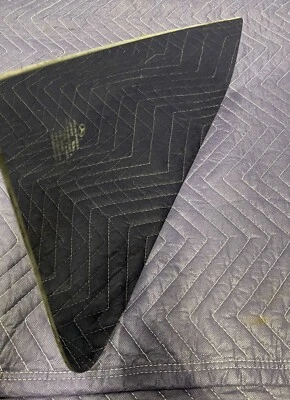 98 - 05 MERCEDES BENZ W163 ML430 ML320 REAR RIGHT PASSENGER DOOR VENT GLASS OEM - Image 1 of 4