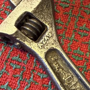 Vintage Diamond 6" Adjustable Wrench 1920โs USA ๐บ๐ธ Early Tool Steel Plain Hole - Picture 1 of 24