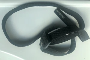 Reebok Youth hockey pants belt 43" long and 0.75" width black Used - Picture 1 of 5