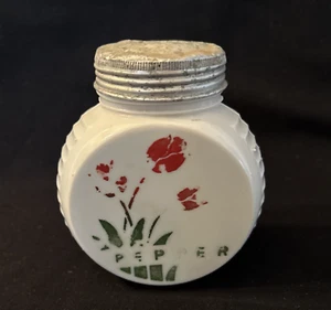 Vintage Fire King Vitrock Milk Glass Pepper Shaker Tulip Art Deco Range Top - Picture 1 of 8