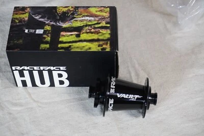 Race Face Vault 414J Front Hub 15x110mm Thru 32 Hole 6 Bolt Disc Black 192g - Image 1 of 3