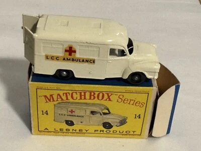 Original LESNEY Matchbox #14C Bedford Lomas Ambulance 1962 D Type Box - Image 1 of 4