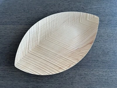 Bandeja decorativa Legnoart LT-10 madera de arce en forma de hoja, hecha en Italia Foto 1 de 3