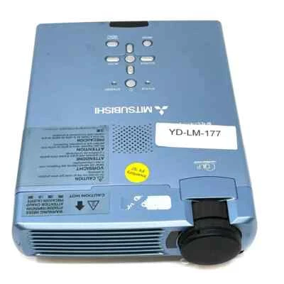 Proyector portátil Mitsubishi XD60U Mini-Mits XGA, 1800 lúmenes ANSI Foto 1 de 4