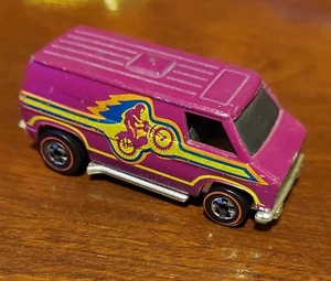 Hot Wheels Redline Chevy Motocross Super Van 1974/1975 Plum Grey Glass MINTY! 💥 - Picture 1 of 9