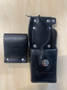 Motorola NTN8381C OEM Alta Actividad Giratoria Cuero Estuche de Transporte Funda XTS5000 3000 - Imagen 1 de 4