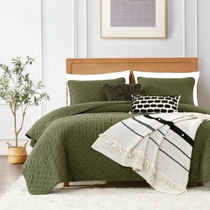 Green King Size Quilt Bedding Sets with Pillow Shams, Olive Lightweight Soft ... - Picture 1 of 7