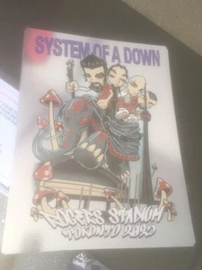 Poster in foil System Of A Down TOUR 2025 Toronto Canada Deftones Rogers Stadium - Foto 1 di 1