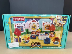 Fisher Price Little People Festa di Compleanno Musicale - Vintage 2004 - Nuovo/Sigillato - Foto 1 di 9