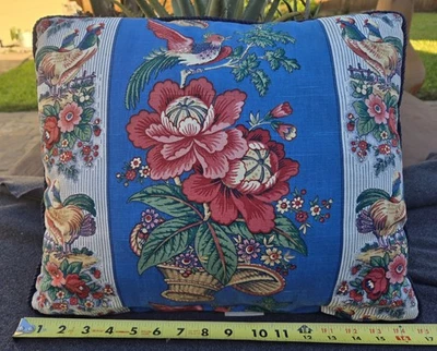 Прямоугольная подушка Waverly Rochelle с цветочным узором 16x12 - Изображение 1 из 3