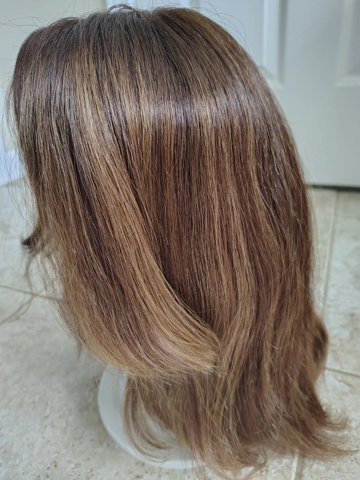 Madison 9x9 Topper Fine Collection 100% HUMAN HAIR FREE PARTING 浅棕色 — 第 1/4 张图片