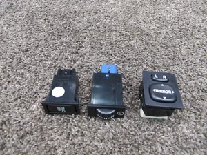 2004-2006 Scion xB Dash Board Switch Set Mirror Instrument Illumination Traction - Picture 1 of 12
