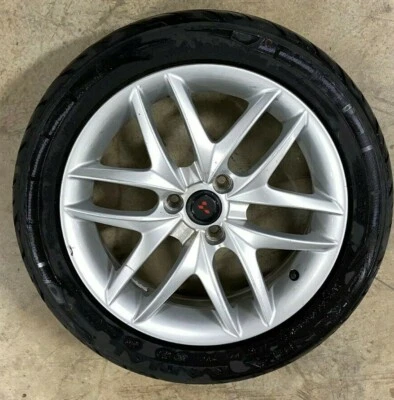 2008-2013 CAN-AM SPYDER RS RSS OEM FRONT WHEEL & TIRE - DISCOUNTED Foto 1 de 4