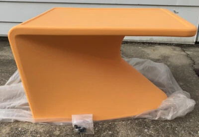 Angeli Pinaffo & Paolo Scagnellato Modern Space Age Design Side Table NEW Orange - Image 1 of 4