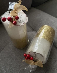 2 NEUE DW HOME Jolly Holly unsitzende Gold Glitzer Kerze Urlaub Weihnachten Neu in Verpackung - Bild 1 von 6