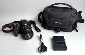 Digital camera Canon EOS 200D + Objectif zoom Canon EF-S 18-55 F4-5.6 IS STM - Imagen 1 de 22